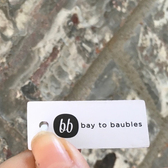 Bay to Baubles black white necklace - Picture 4 of 4